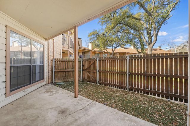 16301 Ledgemont Lane 109, Addison, TX 75001