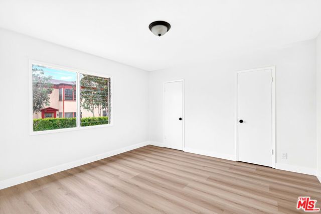 4777 San Vicente Boulevard 8, Los Angeles, CA 90019