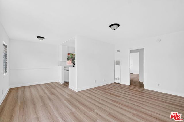 4777 San Vicente Boulevard 8, Los Angeles, CA 90019