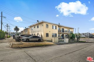 4777 San Vicente Boulevard 8, Los Angeles, CA 90019