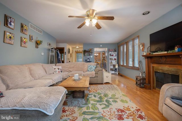 543 S PITNEY RD, Galloway, NJ 08205