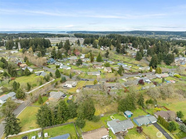 9415 Pinedrop Drive SE, Olympia, WA 98513