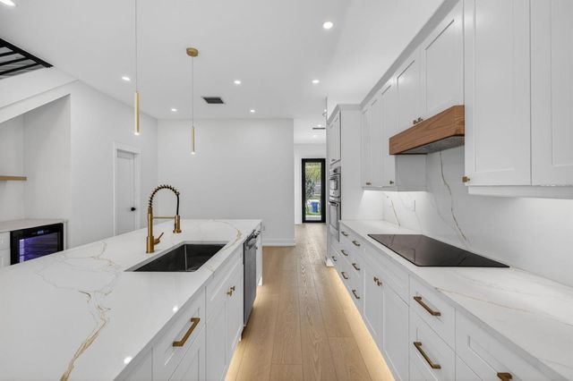 509 SW 11th Street, Fort Lauderdale, FL 33315