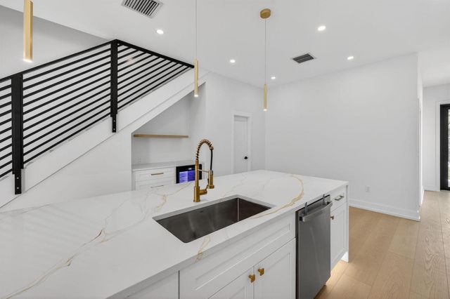 509 SW 11th Street, Fort Lauderdale, FL 33315
