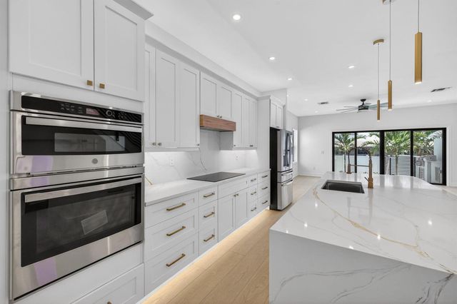 509 SW 11th Street, Fort Lauderdale, FL 33315