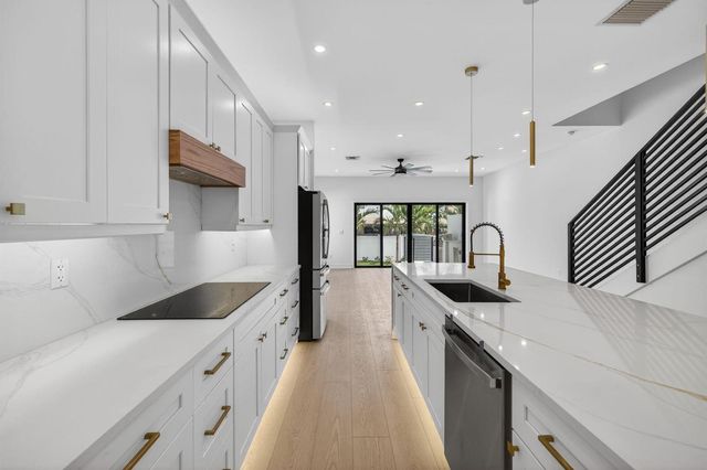 509 SW 11th Street, Fort Lauderdale, FL 33315