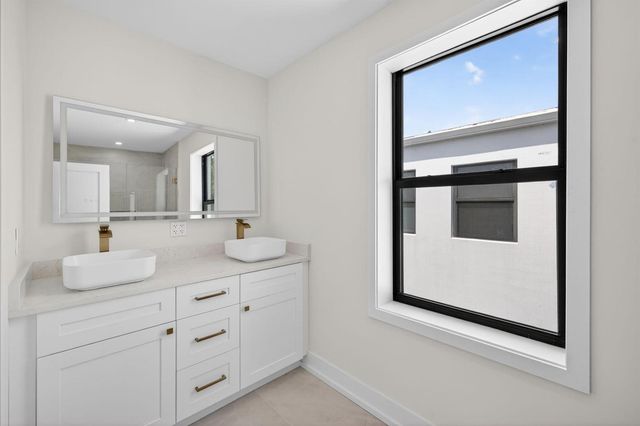 509 SW 11th Street, Fort Lauderdale, FL 33315