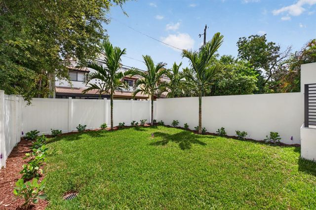 509 SW 11th Street, Fort Lauderdale, FL 33315