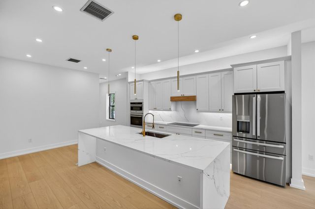 509 SW 11th Street, Fort Lauderdale, FL 33315
