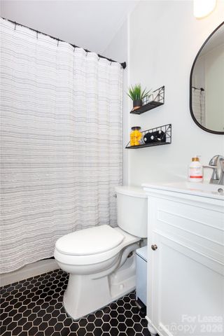 2319 Bay Street, Charlotte, NC 28205