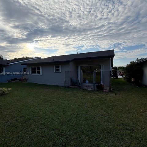 4421 SW 138th Ct, Miami, FL 33175