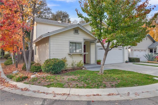 7025 Los Arboles, Atascadero, CA 93422