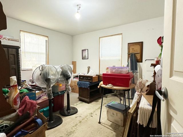 4842 LORD RD, San Antonio, TX 78220