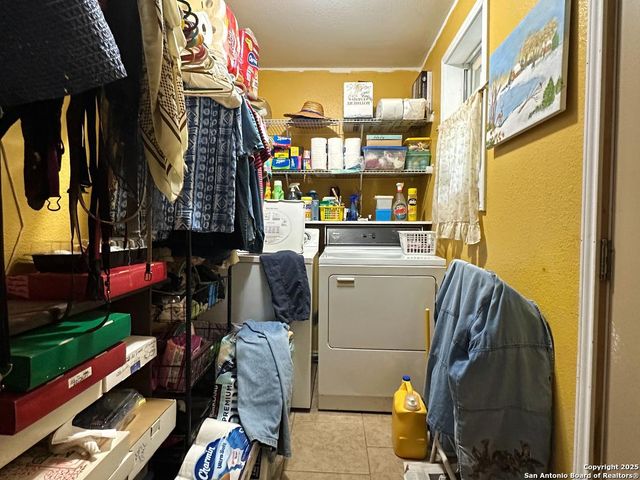 4842 LORD RD, San Antonio, TX 78220