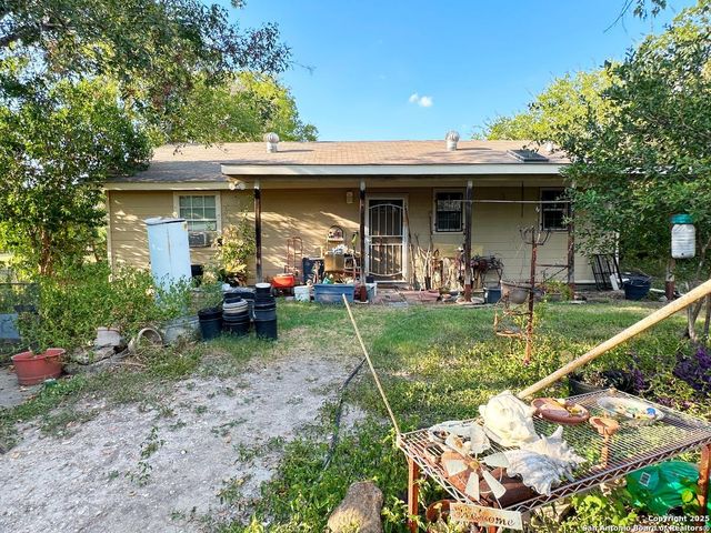 4842 LORD RD, San Antonio, TX 78220