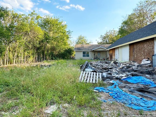 4842 LORD RD, San Antonio, TX 78220