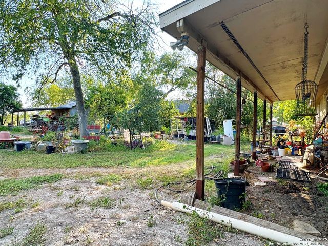 4842 LORD RD, San Antonio, TX 78220