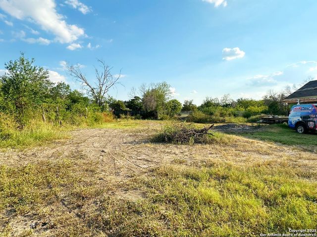 4842 LORD RD, San Antonio, TX 78220