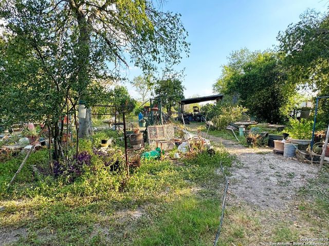 4842 LORD RD, San Antonio, TX 78220