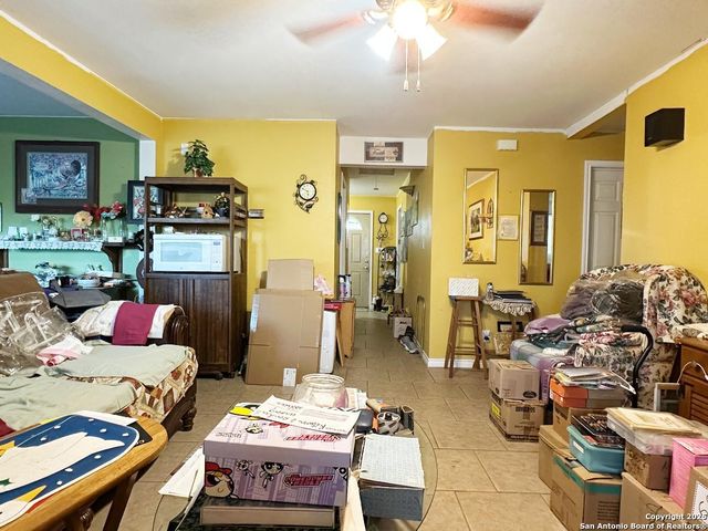 4842 LORD RD, San Antonio, TX 78220