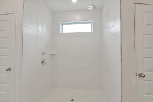 1088 Birds Landing Drive, Magnolia, TX 77355