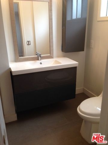 216 S REXFORD Drive 201, Beverly Hills, CA 90212