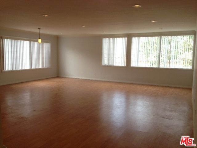 216 S REXFORD Drive 201, Beverly Hills, CA 90212