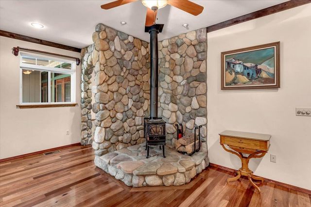 815 Quail Court, Mccloud, CA 96057