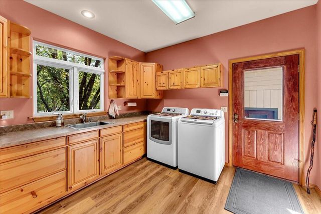 815 Quail Court, Mccloud, CA 96057