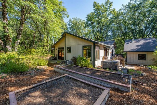 815 Quail Court, Mccloud, CA 96057