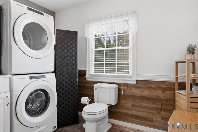 7258 Bellspring Dr, Mechanicsville, VA 23111