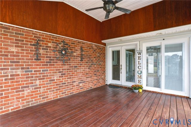 7258 Bellspring Dr, Mechanicsville, VA 23111