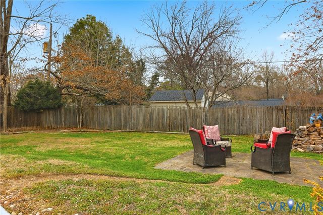 7258 Bellspring Dr, Mechanicsville, VA 23111