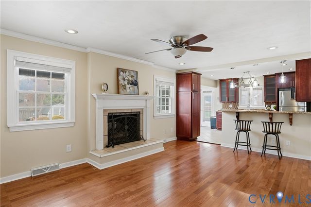 7258 Bellspring Dr, Mechanicsville, VA 23111