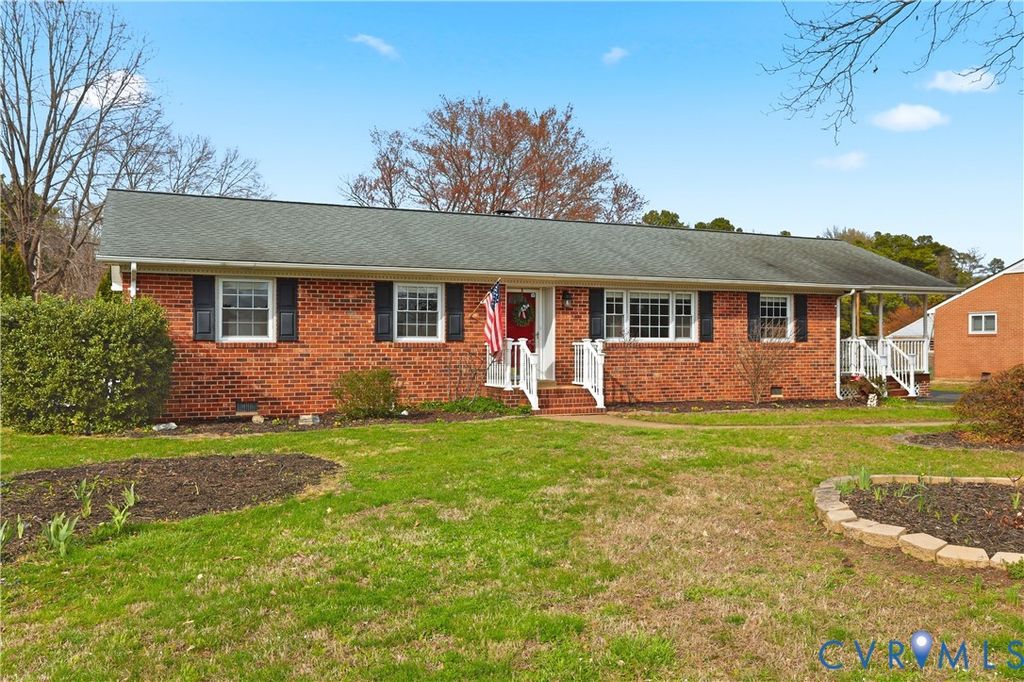 7258 Bellspring Dr, Mechanicsville, VA 23111