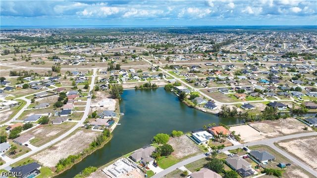 1313 NW 20th CT, Cape Coral, FL 33993
