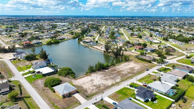 1313 NW 20th CT, Cape Coral, FL 33993