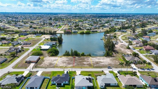 1313 NW 20th CT, Cape Coral, FL 33993