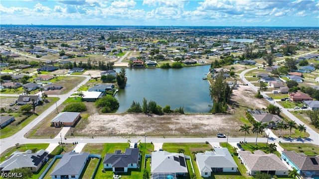 1313 NW 20th CT, Cape Coral, FL 33993