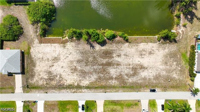 1313 NW 20th CT, Cape Coral, FL 33993