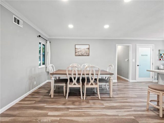 896 Moffatt Circle, Simi Valley, CA 93065