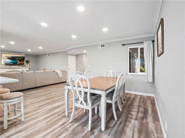 896 Moffatt Circle, Simi Valley, CA 93065