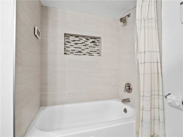 896 Moffatt Circle, Simi Valley, CA 93065