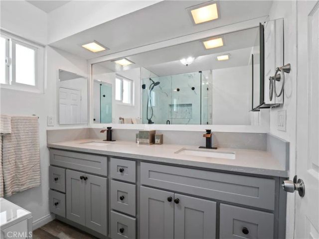 896 Moffatt Circle, Simi Valley, CA 93065