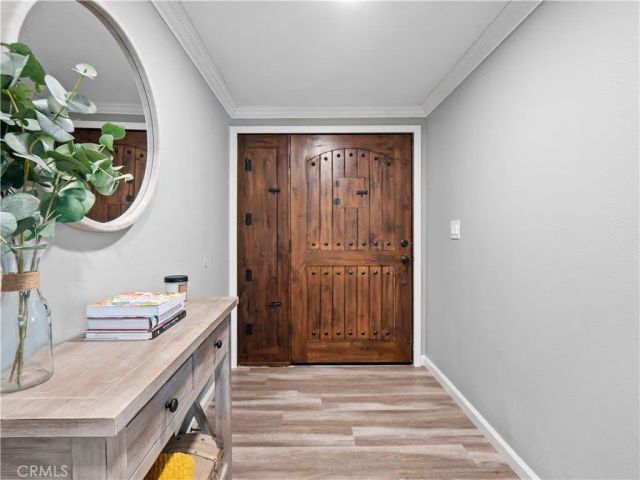 896 Moffatt Circle, Simi Valley, CA 93065