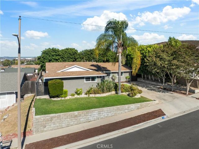 896 Moffatt Circle, Simi Valley, CA 93065