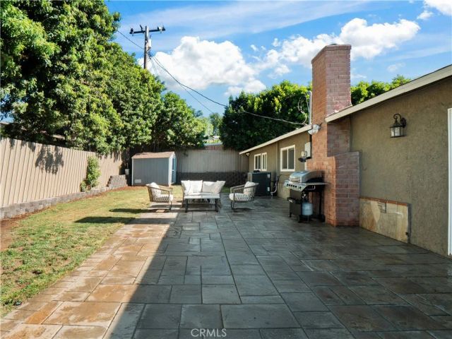 896 Moffatt Circle, Simi Valley, CA 93065