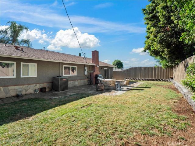 896 Moffatt Circle, Simi Valley, CA 93065