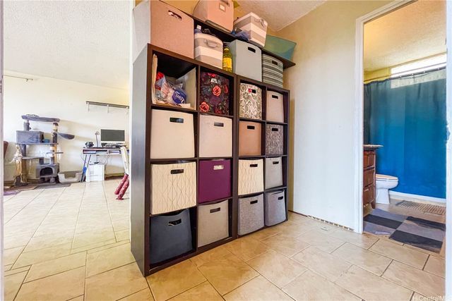 95-2052 Waikalani Place B404, Mililani, HI 96789