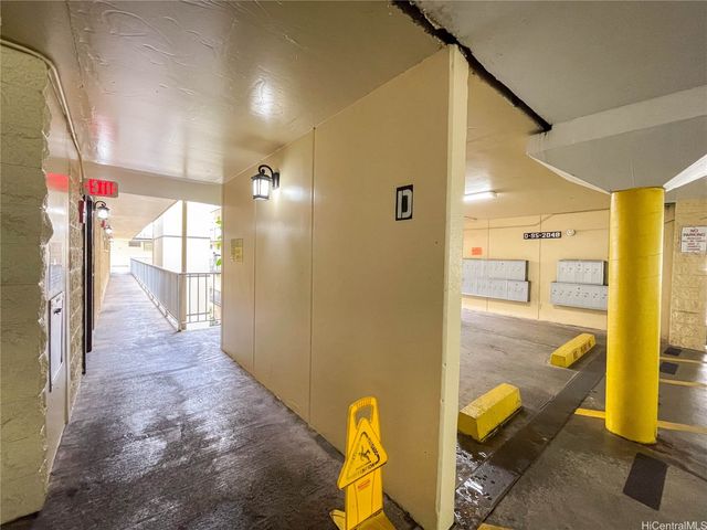 95-2052 Waikalani Place B404, Mililani, HI 96789